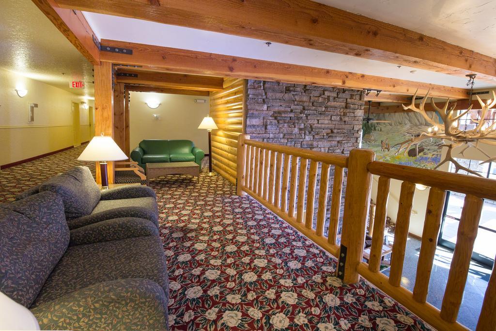 Murphys Suites Экстерьер фото
