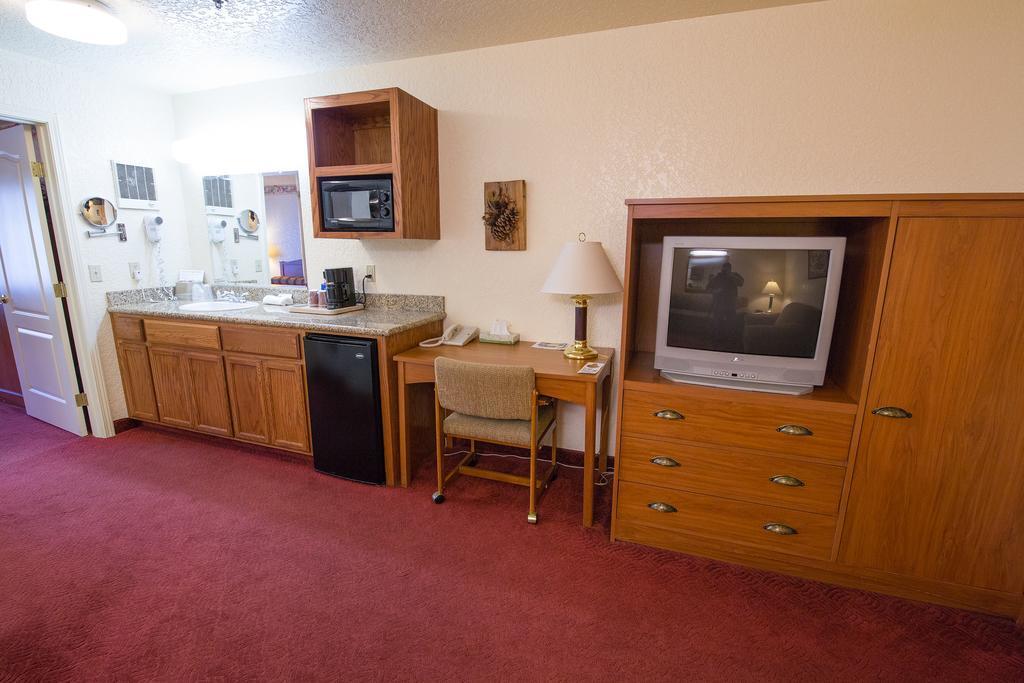 Murphys Suites Экстерьер фото