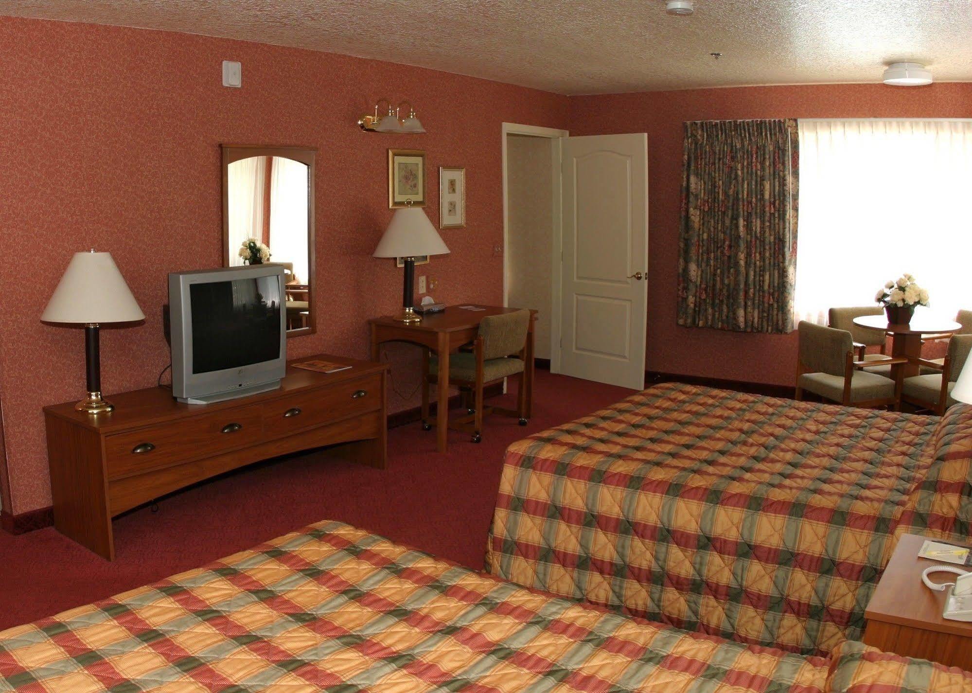 Murphys Suites Экстерьер фото